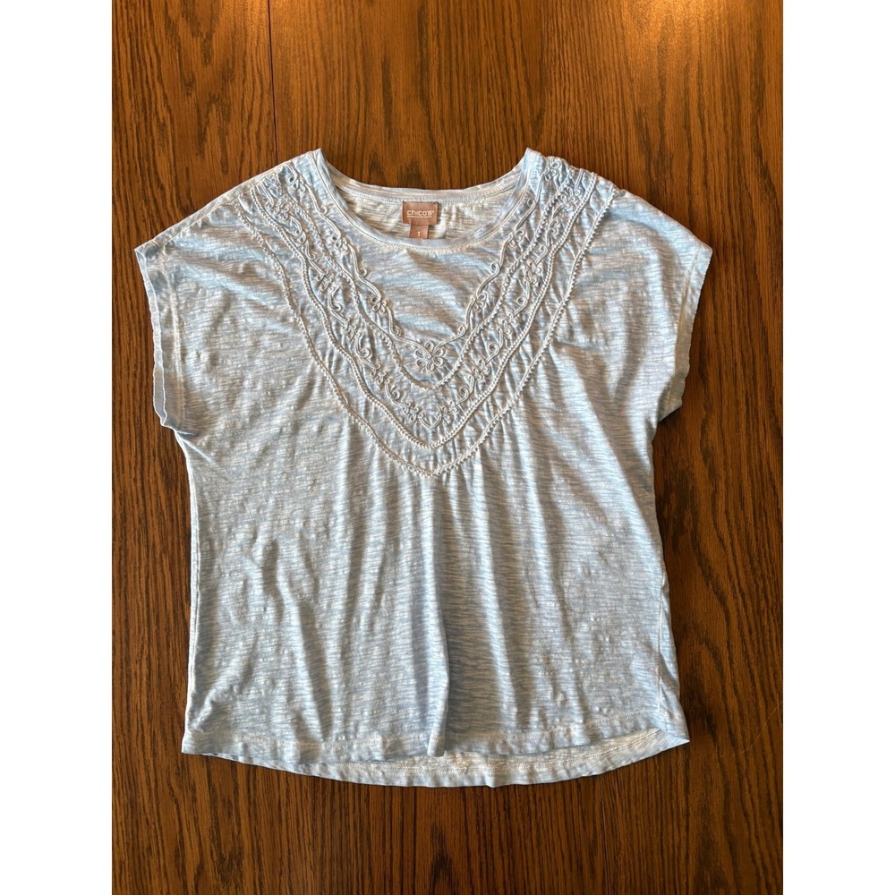 Chico's Women Top Size 1/Medium Blue Slub Knit Cap Sleeve Embroidered Round Neck